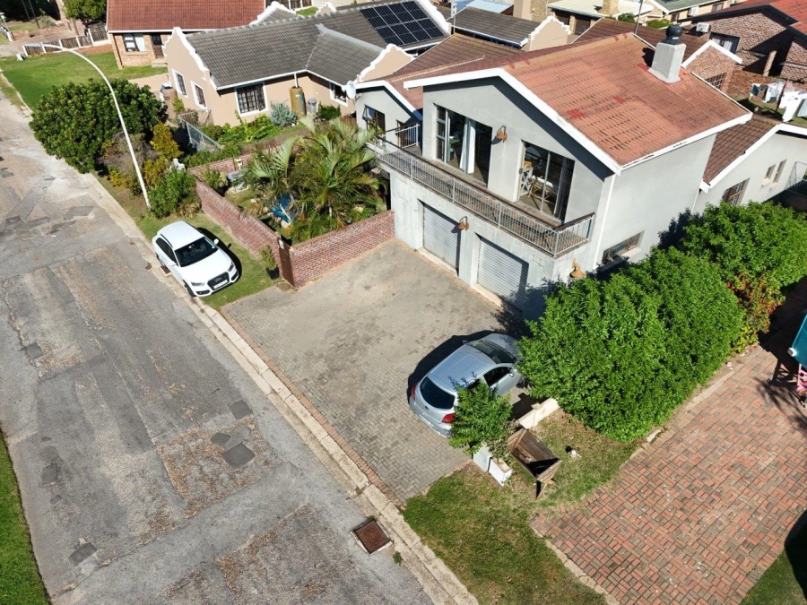 4 Bedroom Property for Sale in Noorsekloof Eastern Cape
